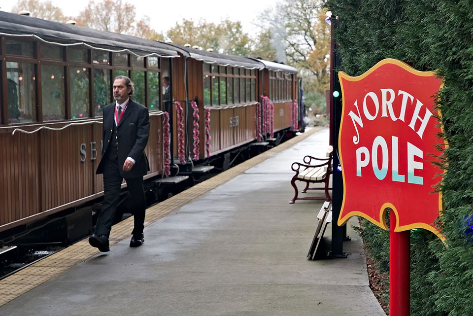 Magical-Santa-gal26