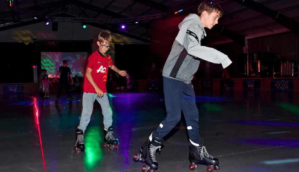 2-Brothers-Skating