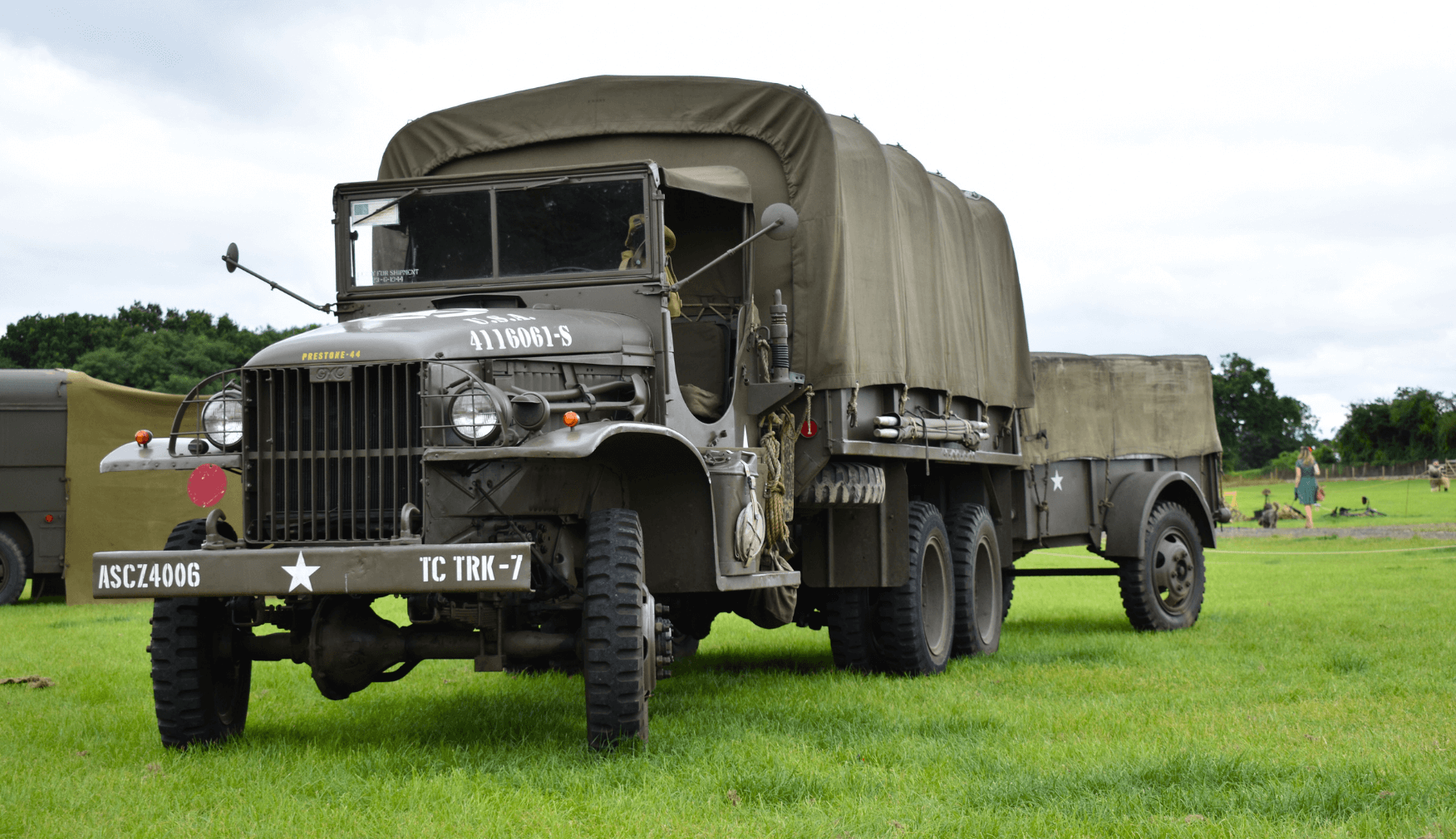 Trucks at Rails to Victory Statfold