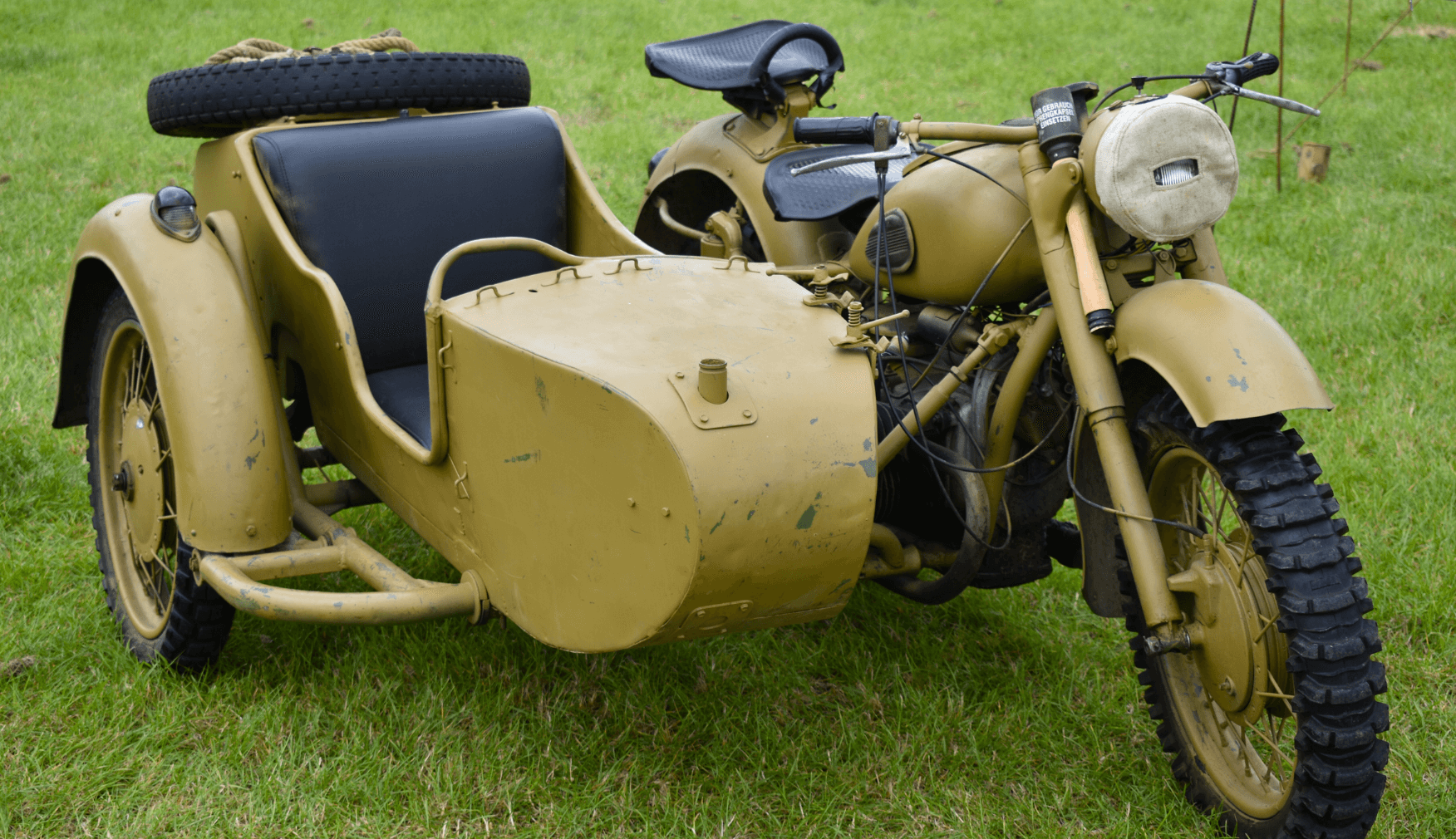 Vintage Bike and Sidecar at Statfold