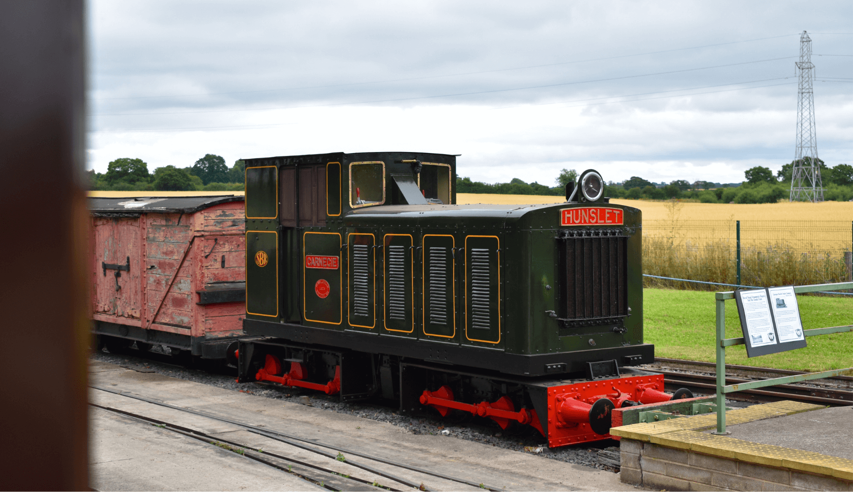 Vintage Locomotive at Statfold