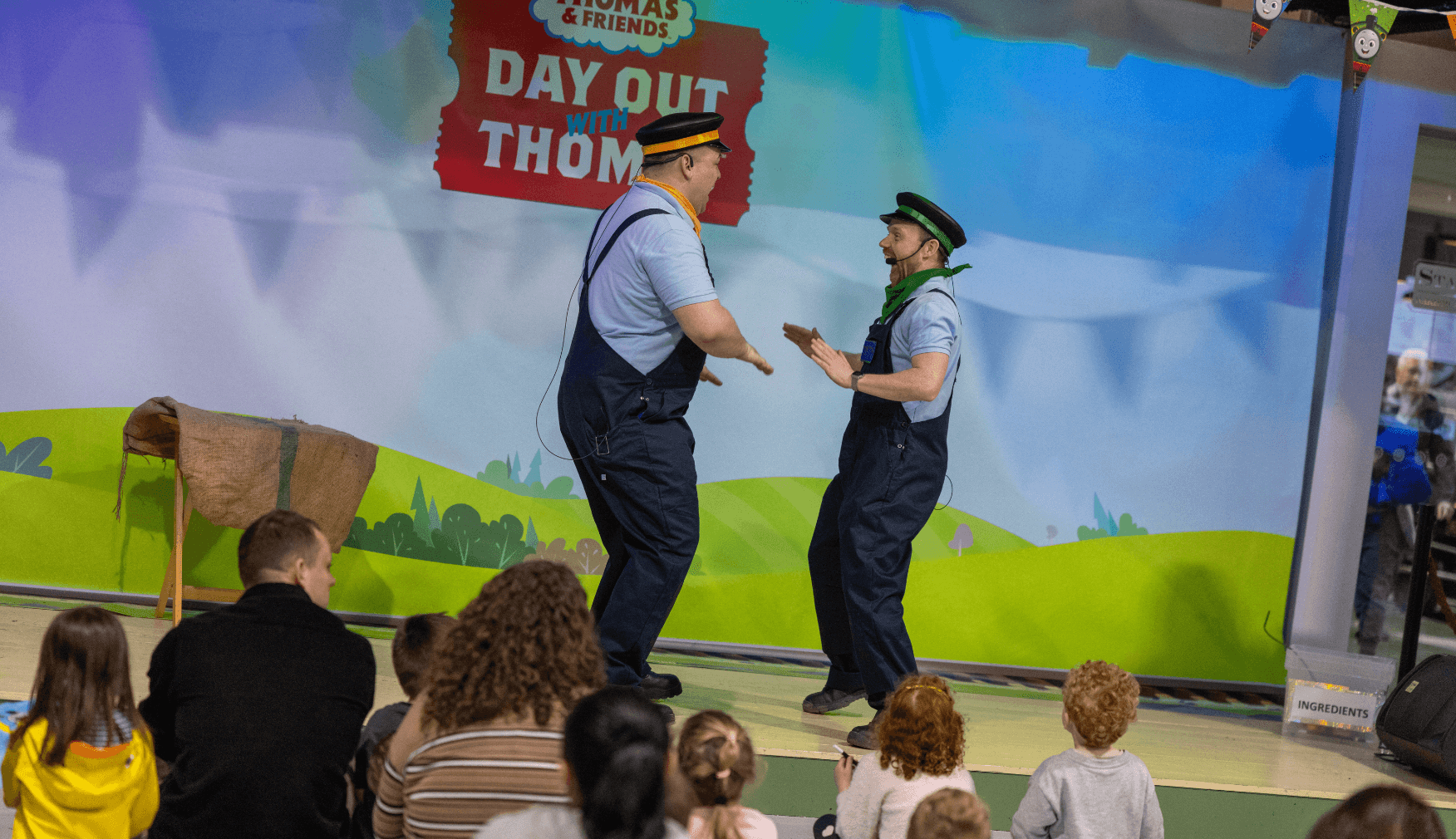 Rusty and Dusty Shows at Statfold Day Out With Thomas