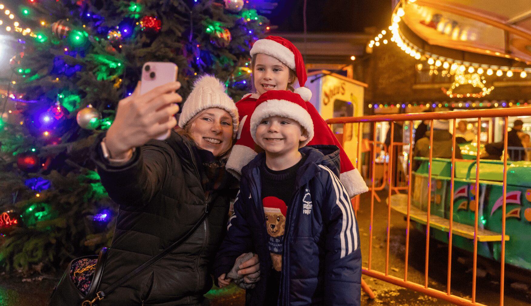 Family selfie with Christmas Tree at Statfold
